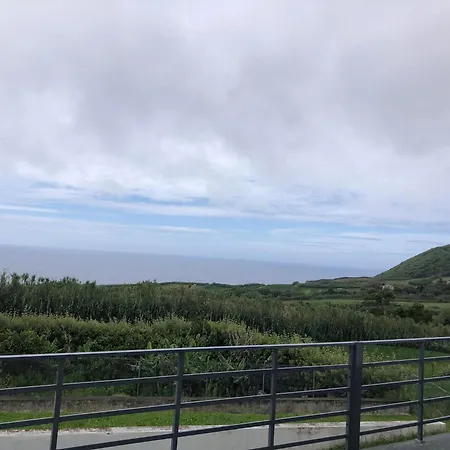Nyaraló Vivenda Flor Ponta Delgada