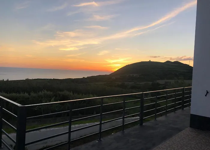 Vivenda Flor * Πόντα Ντελγκάντα